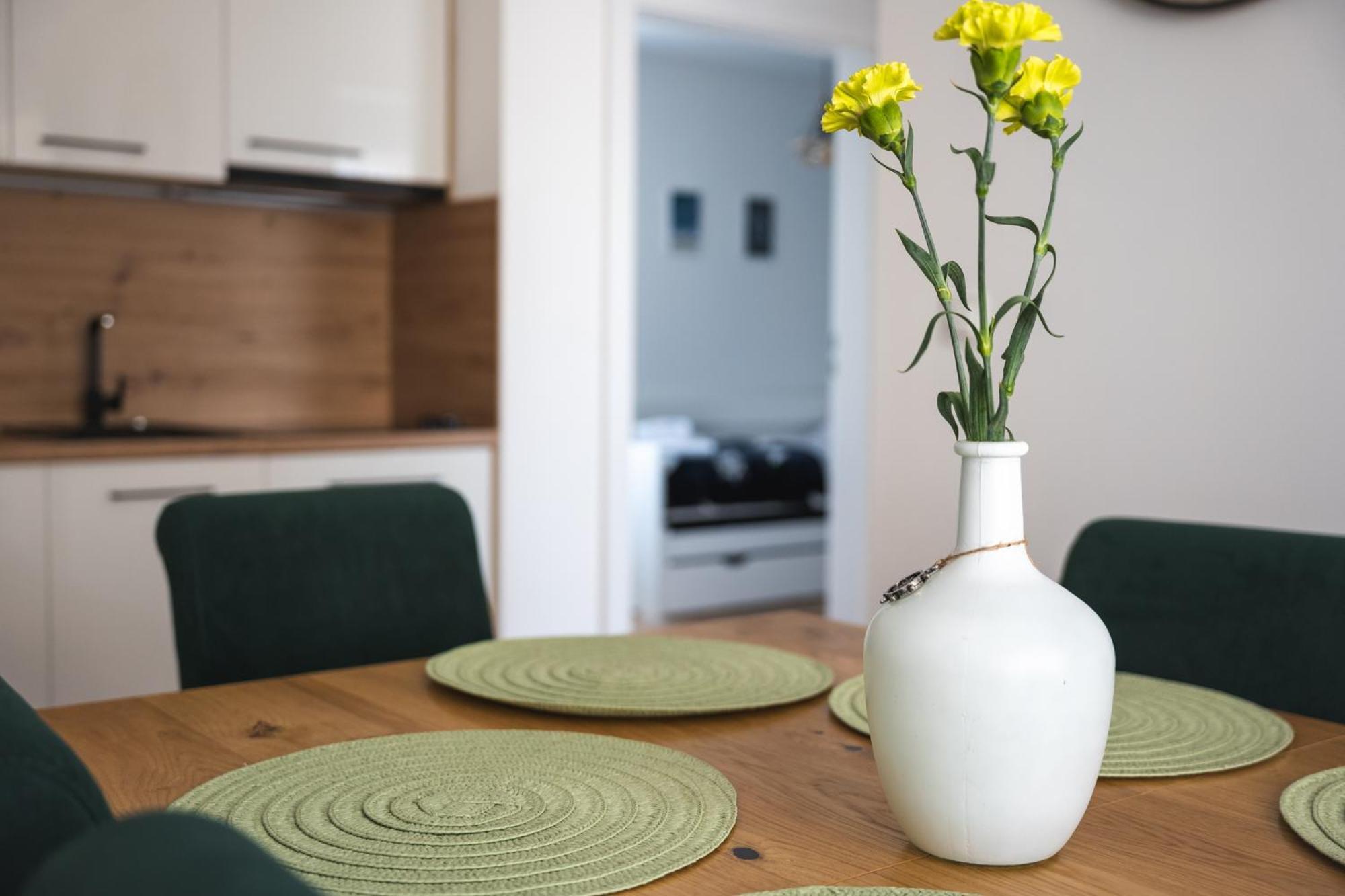 Solek Apartamenty I Pokoje Goscinne Mielno  Exteriör bild