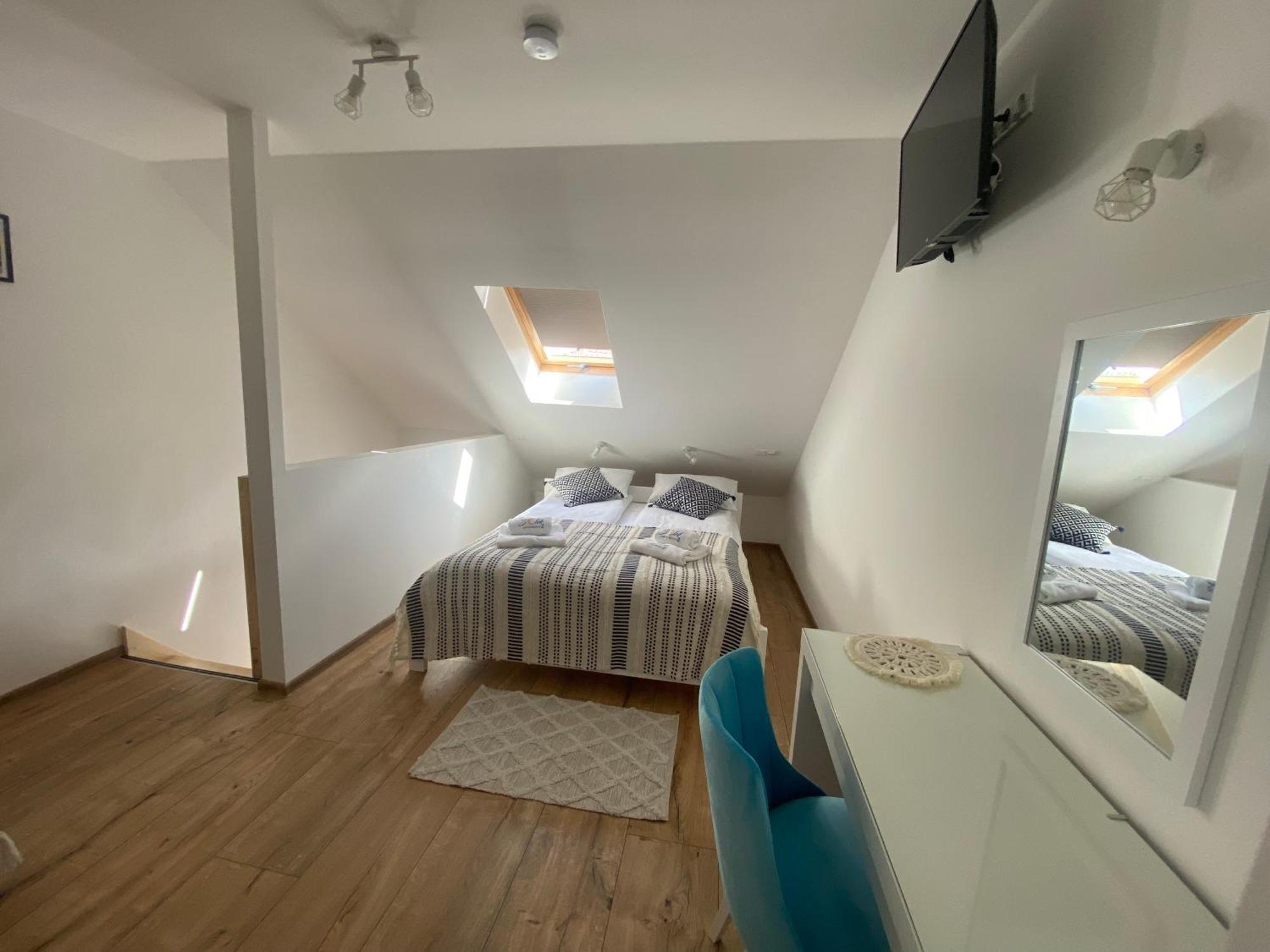 Solek Apartamenty I Pokoje Goscinne Mielno  Exteriör bild